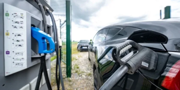 Elektrikli araç şarjında tüm zamanların rekoru