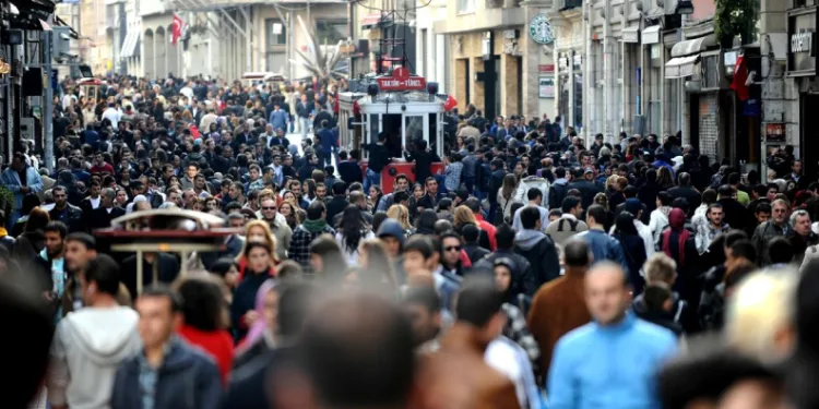 Türkiye’nin nüfusu 86 milyon 320 bini geçti