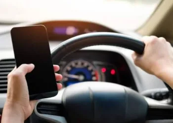 Trafikte cep telefonu ihlali ilk sırada