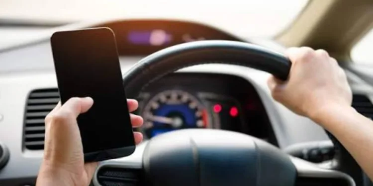 Trafikte cep telefonu ihlali ilk sırada