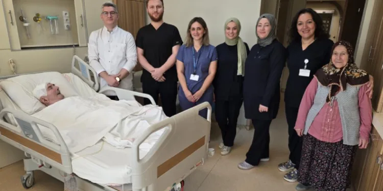 Ordu’da hastaya genel anesteziye gerek kalmadan beyin ameliyatı yapıldı