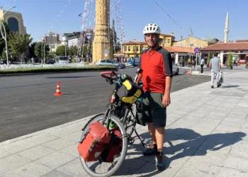 13 yıllık bisiklet tutkunu, en büyük hayali için dünyayı pedallayacak