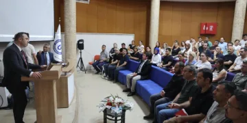 ADÜ’de yabancı öğrenci kayıtları öncesi bilgilendirme toplantısı