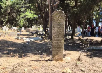 Mezar taşları konuşacak: Unutulmuş tarihleri ortaya çıkacak