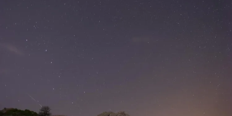Elazığ’da meteor yağmuru Harput’tan gözlemlendi