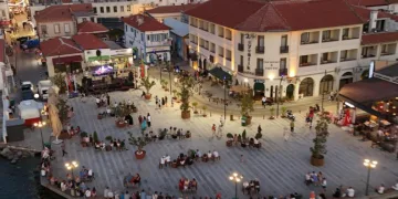 Ayvalık, tarihi Gümrük Meydanı’na kavuştu