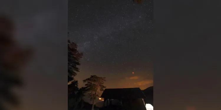 Perseid meteor yağmuru Erzurum semalarında görüntülendi