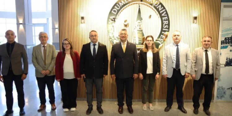 Kütahya Dumlupınar Üniversitesi’nde idari kadrolarda görev değişimi