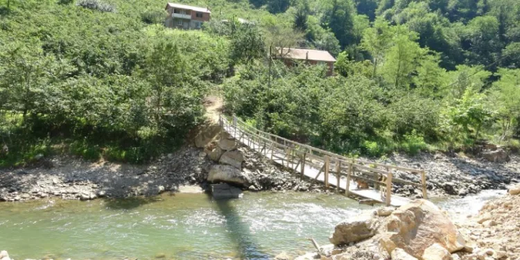 Her kullandıklarında dereye düşme korkusu yaşıyorlar