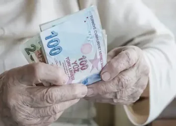 Zamlı yaşlı ve engelli aylıkları ödenmeye başlandı