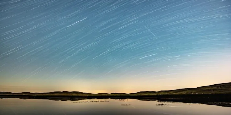 Van’da doğa fotoğrafçıları Perseid meteor yağmurunu gözlemledi