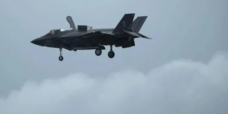 İran’dan ABD üssüne misilleme! 8 F-15 hasar gördü