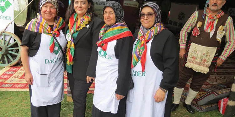 DAĞDER çadırı Gastronomi Festivali’nde dağ yöresinin kültürünü tanıtıyor