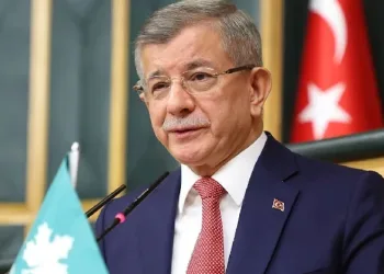 Ahmet Davutoğlu hakkında soruşturma başlatıldı