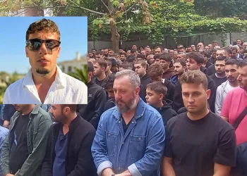 Motosiklet kazasında hayatını kaybeden genç son yolculuğuna uğurlandı