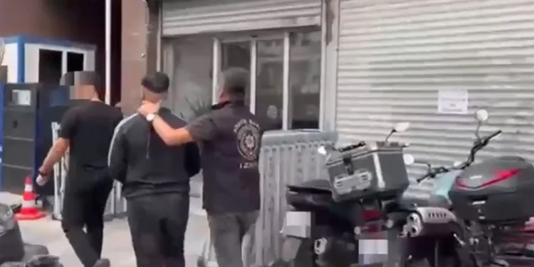 Konumla uyuşturucu ticareti yapan şahıs jandarma operasyonuyla yakalandı