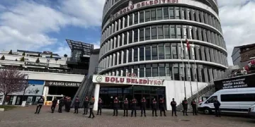 Bolu Belediyesi’ne “hayalet araç” operasyonu! 22 şüpheli için gözaltı kararı