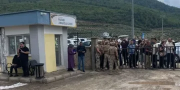 Osmaniye’de okul bahçesinde öğretmene silahlı saldırı: Hayatını kaybetti