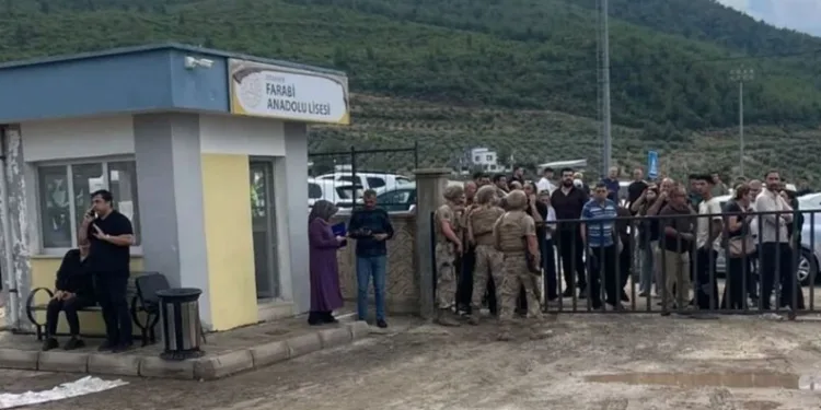 Osmaniye’de okul bahçesinde öğretmene silahlı saldırı: Hayatını kaybetti