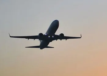 Dubai-Tel Aviv uçağı 7500 kodu verdi: Pilotların kavgası paniğe neden oldu