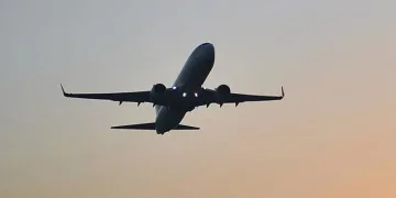 Dubai-Tel Aviv uçağı 7500 kodu verdi: Pilotların kavgası paniğe neden oldu