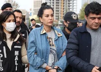 Dilan Polat Cumhurbaşkanına hakaret suçlamasıyla gözaltına alındı