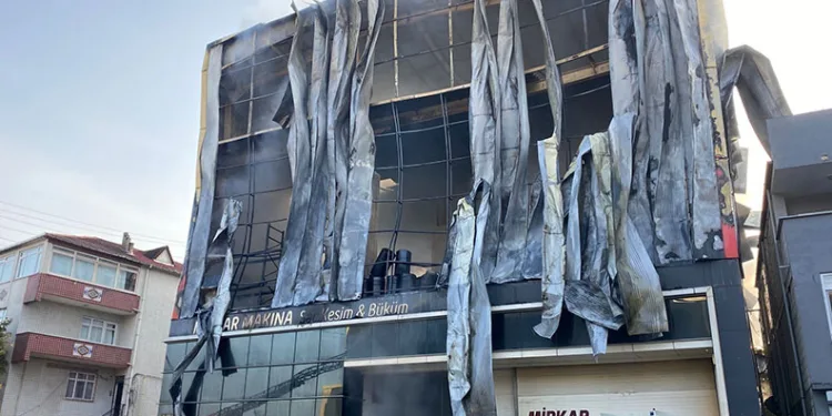 Dilovası’ndaki fabrika yangını davasında kamu görevlileri savunma yaptı