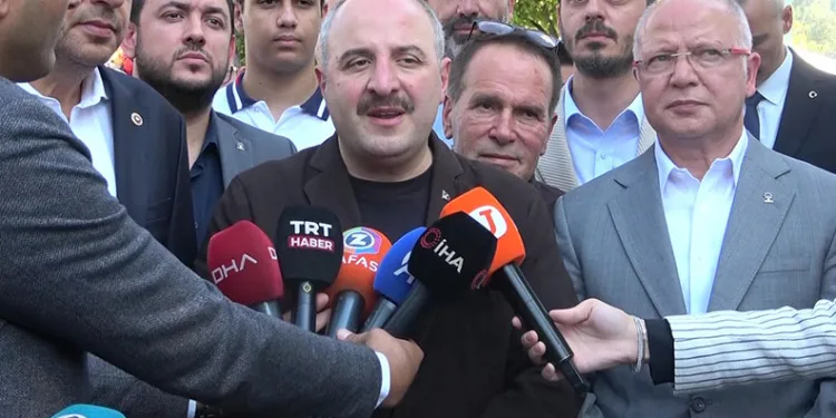 Varank’tan Özgür Özel’e börek tepkisi!