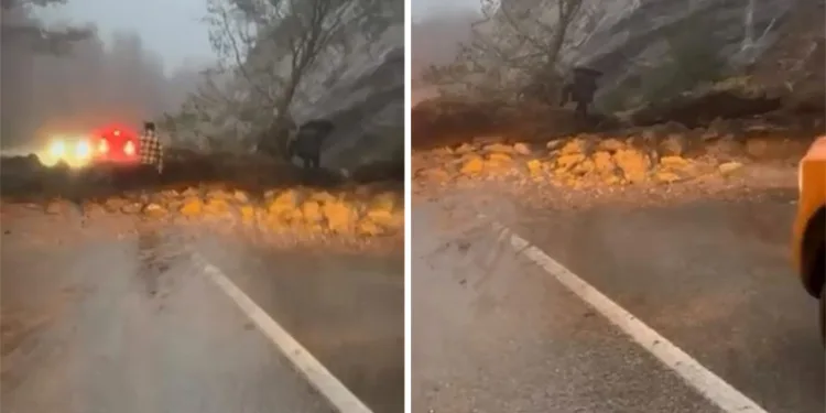 Bursa’da kontrolden çıkan otomobil park halindeki araca çarparak ters döndü