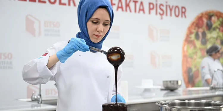 Büyükşehir’den 2 bin 500 adaya KPSS provası