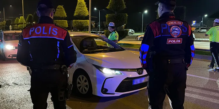 Burdur’da motosiklet ile scooter çarpıştı: 1 yaralı