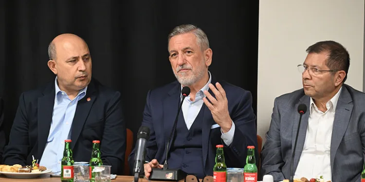 BTSO Başkanı İbrahim Burkay Kayapa OSB’deki firmalarla buluştu