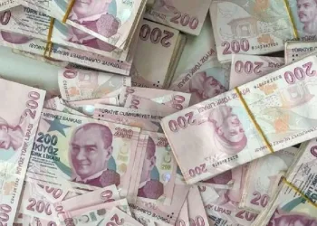 Prof. Dr. Mustafa Karataş canlı yayında acı haberi aldı