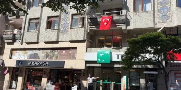 Madde bağımlılarının sokakta sopalarla kovalandığı mahallede huzur ve güven ortamına doğru