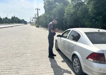 Okulların ilk gününde jandarmadan servis araçlarına sıkı denetim