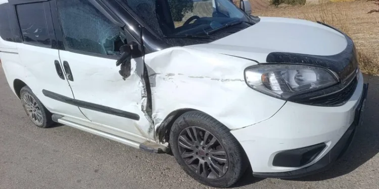 Burdur’da motosiklet ile scooter çarpıştı: 1 yaralı