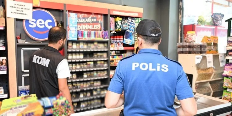 Burdur’da motosiklet ile scooter çarpıştı: 1 yaralı
