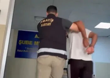 Burdur’da motosiklet ile scooter çarpıştı: 1 yaralı