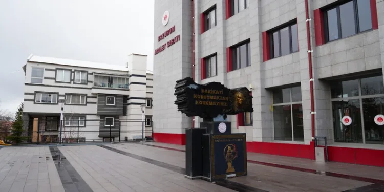 460 milyon liralık para aktarımı olan suç örgütüne dev operasyon