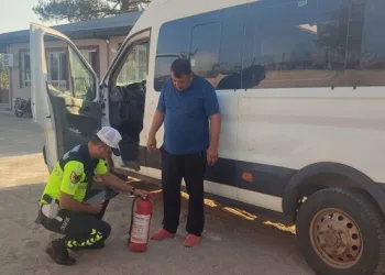 Malatya’da tarım işçilerini taşıyan minibüs devrildi
