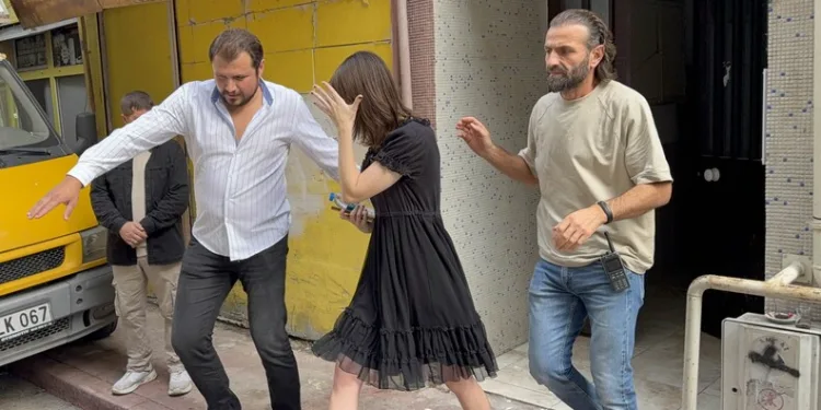 Depo görünümlü alana kenevir eken şüpheli yakalandı