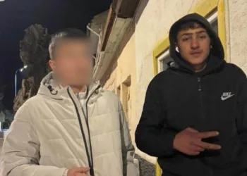 Hastane otoparkında otomobil yangını