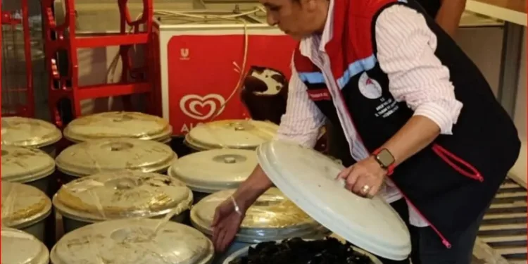 Hayvanları belgesiz sevk edenlere yasal işlem uygulandı