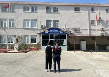 Patlamaların yaşandığı çöp konteynerinde bu defa da yangın çıktı