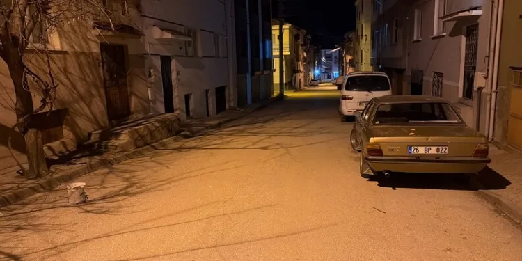 Patlamaların yaşandığı çöp konteynerinde bu defa da yangın çıktı