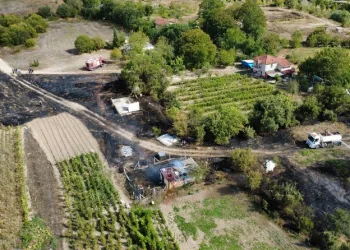 Patlamaların yaşandığı çöp konteynerinde bu defa da yangın çıktı
