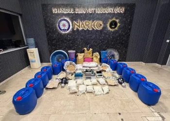 İstanbul’da üç günlük narkotik bilançosu: 188 şüpheli yakalandı, adreslerden yüzlerce kilo uyuşturucu madde çıktı