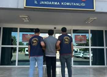 Şanlıurfa’da 16 yıl kesinleşmiş hapis cezayla aranan şahıs yakalandı