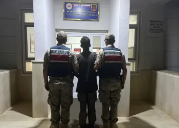 Şanlıurfa’da 16 yıl kesinleşmiş hapis cezayla aranan şahıs yakalandı