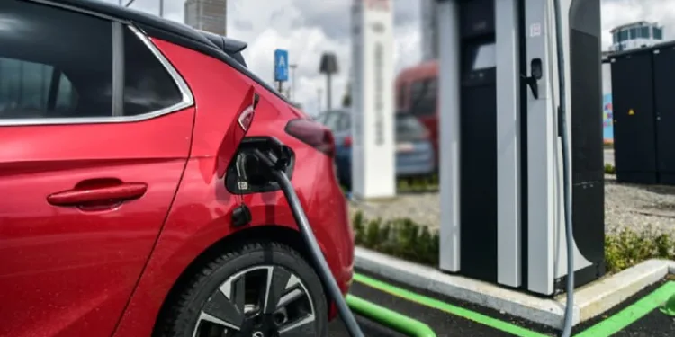 Elektrikli araçlarda şarj istasyonu arızaları sürücüleri mağdur ediyor